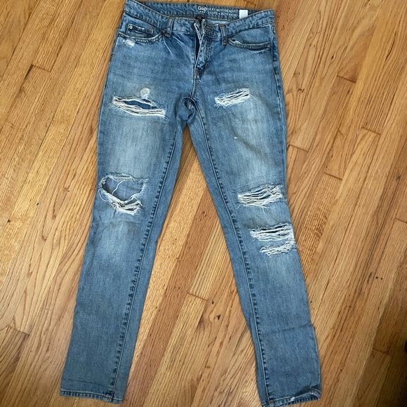 Gap Boyfriend Jeans - Picture 2 of 3